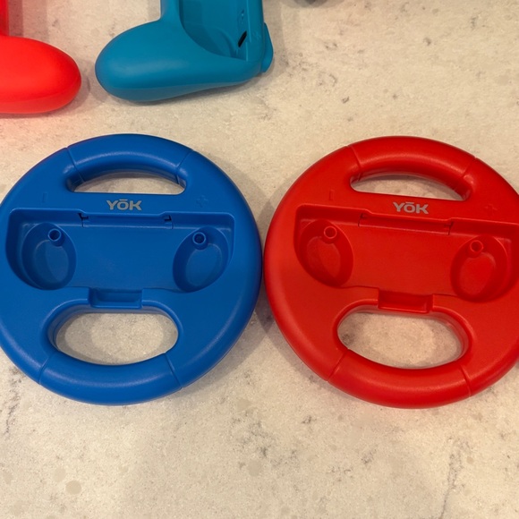 Nintendo Switch Console with Vibrant Red and Blue Controllers - Picture 4 of 8